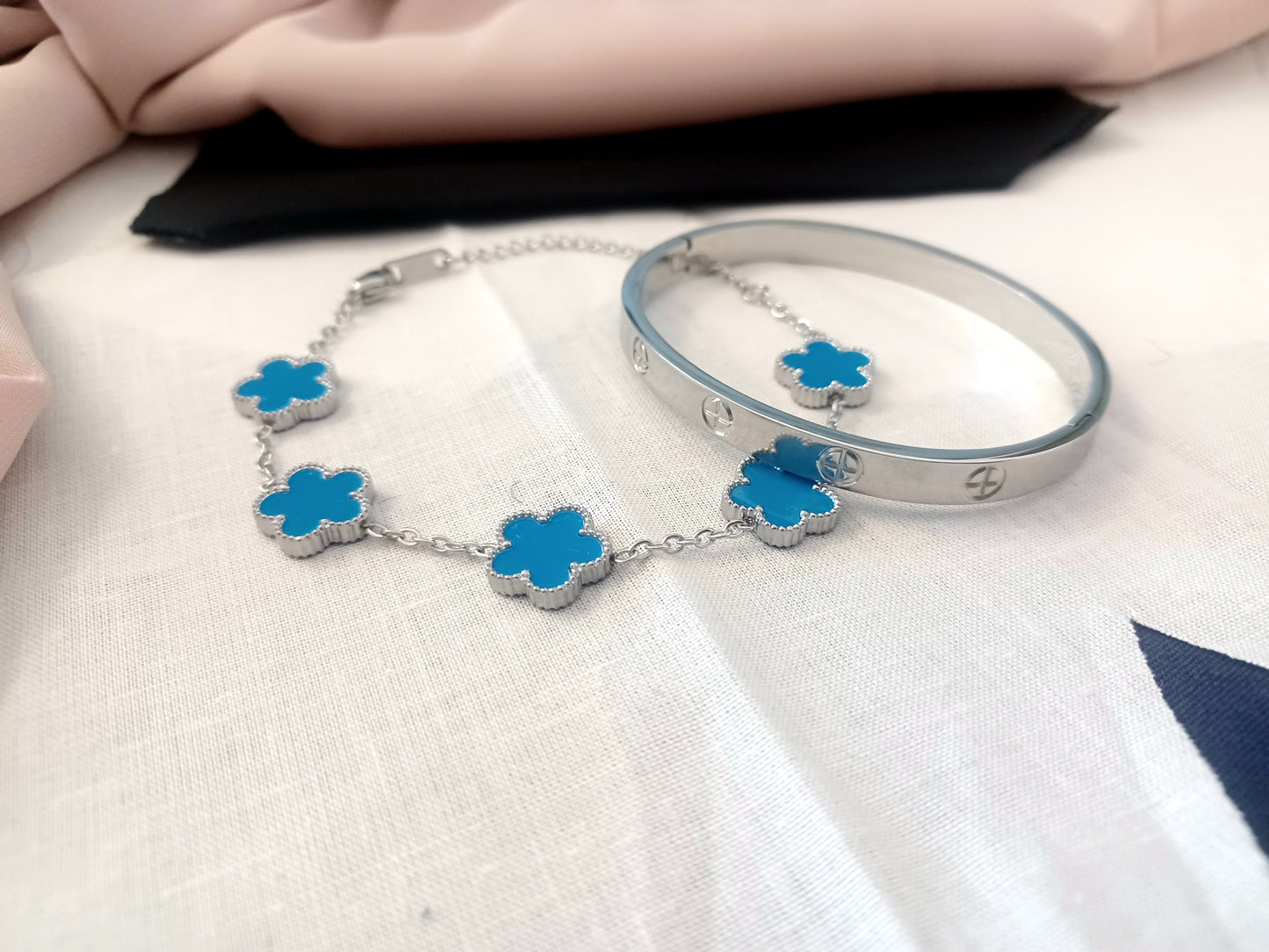 2Pcs Stackable Pearl Clover Cuff Bangle Bracelet Silver Black